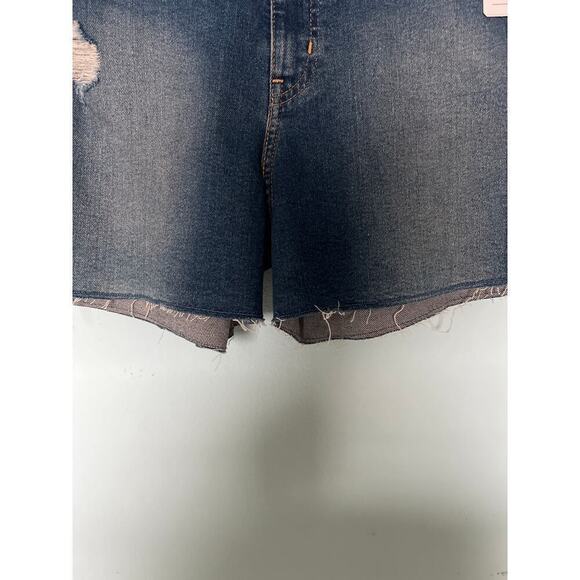 Levi Strauss NWT High-Rise 3” comfort stretch Vintage Inspired shorts Size 8 - Picture 11 of 13